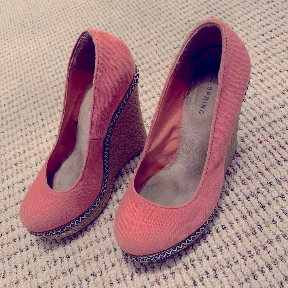 Spring Wedges